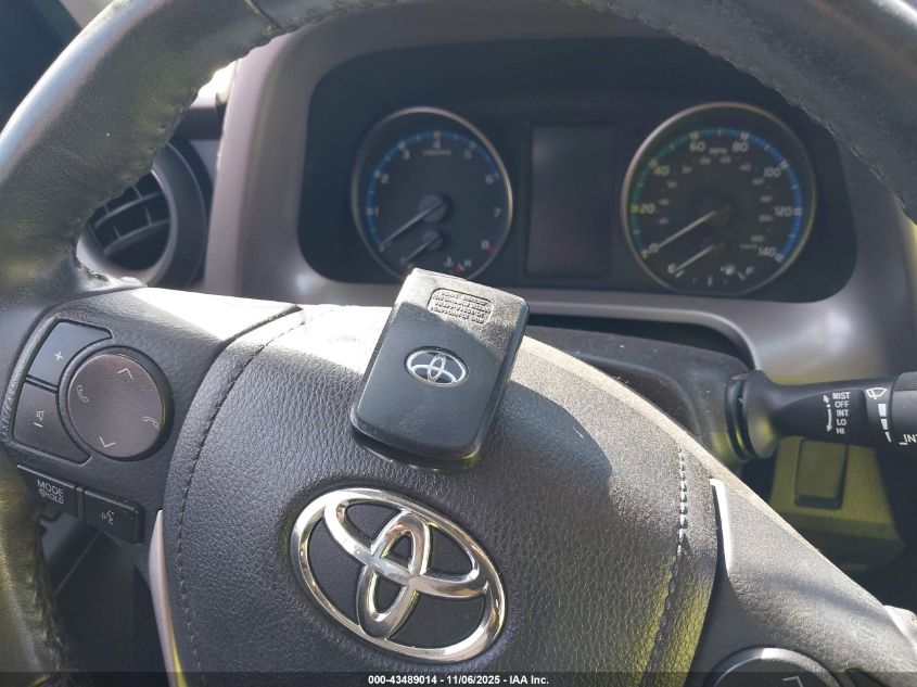 2018 Toyota Rav4 Xle VIN: 2T3WFREV2JW512177 Lot: 43489014