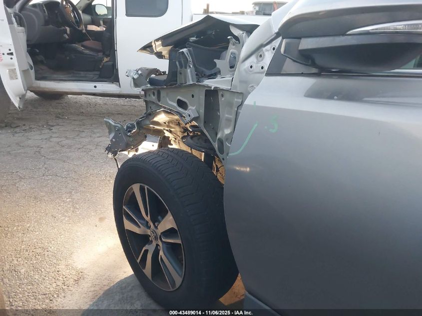 2018 Toyota Rav4 Xle VIN: 2T3WFREV2JW512177 Lot: 43489014