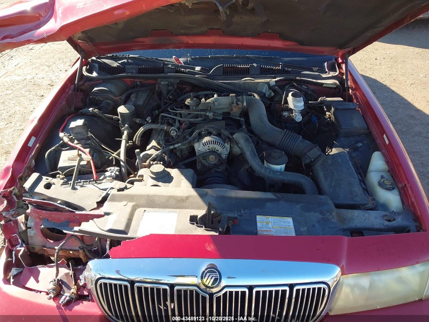 2MEFM74W0YX619084 2000 MERCURY GRAND MARQUIS photo no. 10