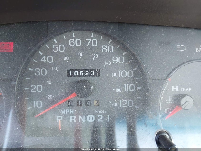 2MEFM74W0YX619084 2000 MERCURY GRAND MARQUIS photo no. 15