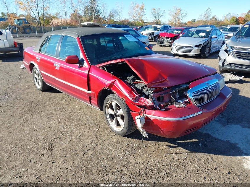 2MEFM74W0YX619084 2000 Mercury Grand Marquis Gs auction photo 1