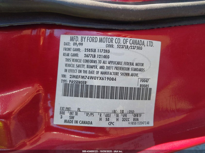 2MEFM74W0YX619084 2000 MERCURY GRAND MARQUIS photo no. 9