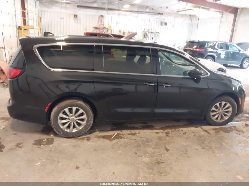 2019 Chrysler Pacifica Touring Plus VIN: 2C4RC1FG0KR721551 Lot: 43489555