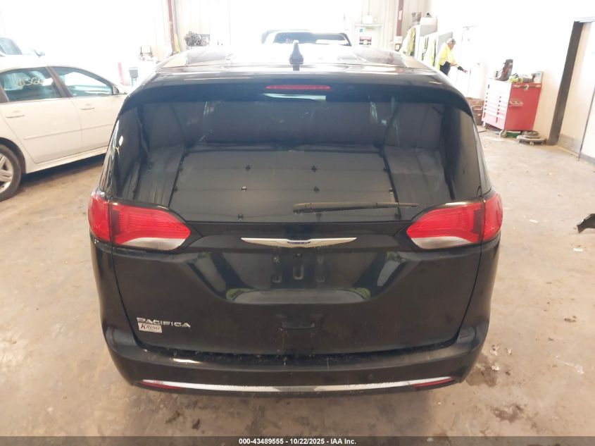 2019 Chrysler Pacifica Touring Plus VIN: 2C4RC1FG0KR721551 Lot: 43489555