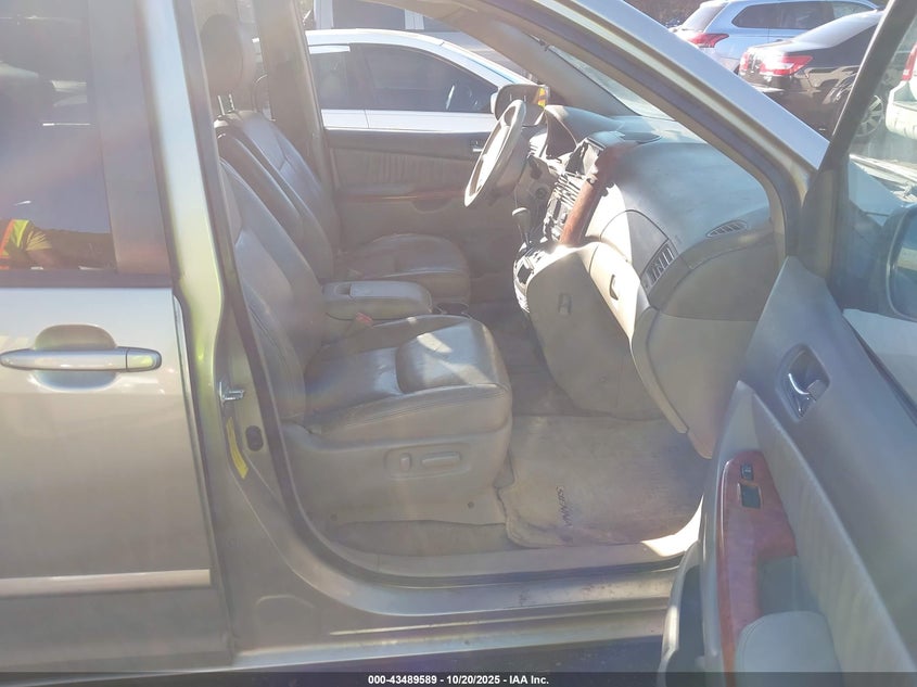 5TDZK22C39S258768 2009 TOYOTA SIENNA photo no. 5