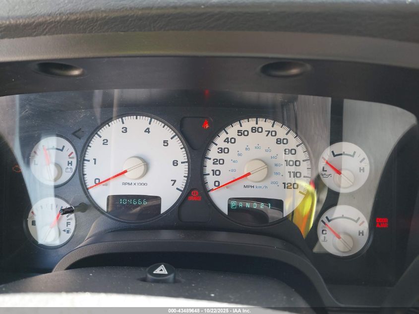 2005 Dodge Ram 1500 Slt/Laramie VIN: 1D7HU18D75S221715 Lot: 43489648