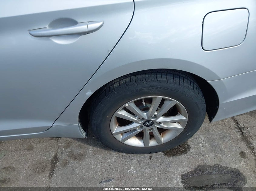 2017 HYUNDAI SONATA 5NPE24AF1HH540952