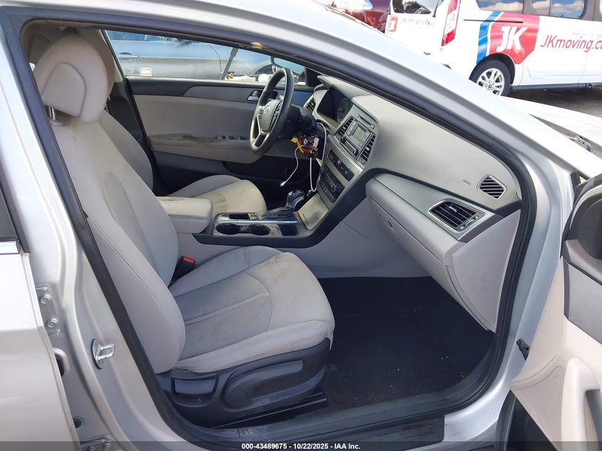 2017 HYUNDAI SONATA 5NPE24AF1HH540952