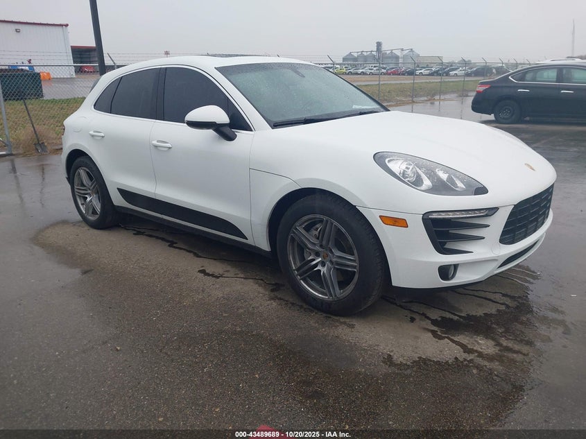 PORSCHE MACAN S