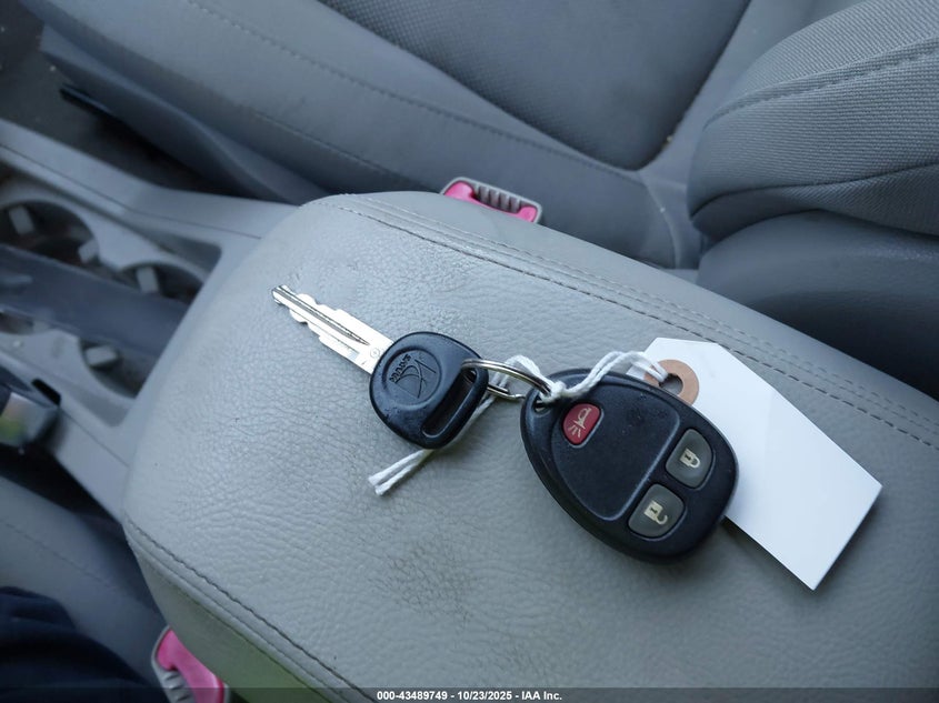 3GSCL33P68S524373 2008 SATURN VUE photo no. 11