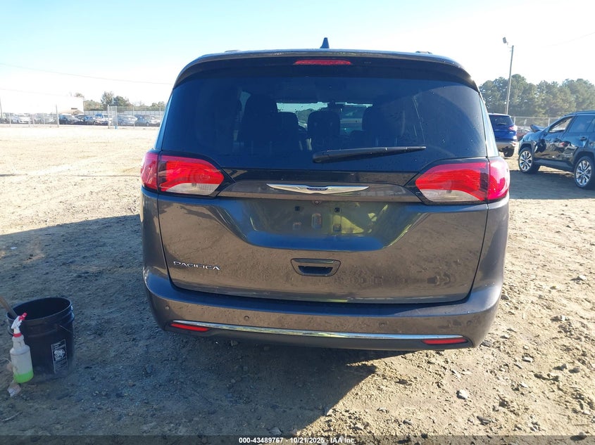 2019 Chrysler Pacifica Touring Plus VIN: 2C4RC1FG4KR594111 Lot: 43489767