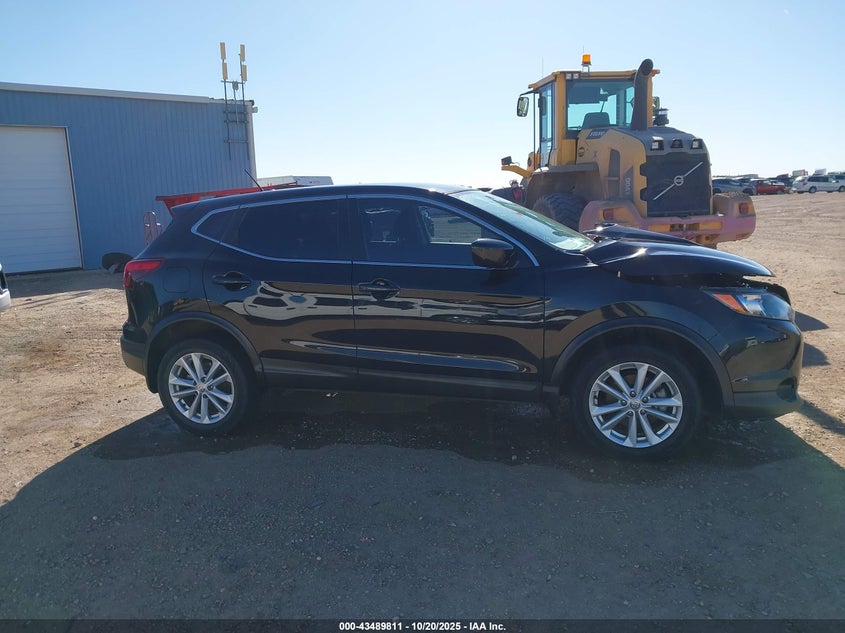 2017 NISSAN ROGUE SPORT S JN1BJ1CP9HW034390