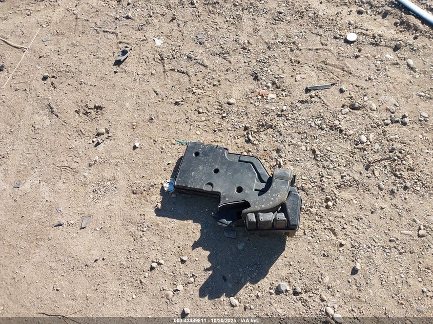 2017 NISSAN ROGUE SPORT S JN1BJ1CP9HW034390