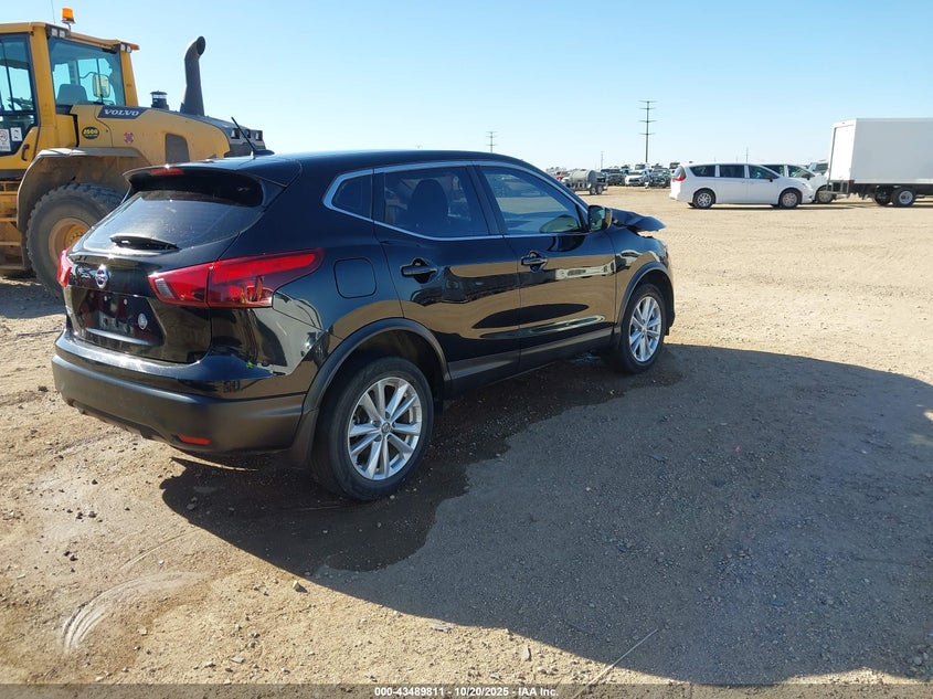 2017 NISSAN ROGUE SPORT S JN1BJ1CP9HW034390