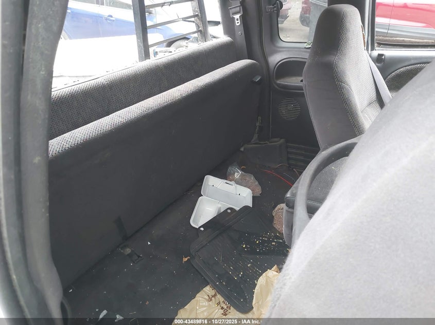 1999 Dodge Ram 2500 St VIN: 3B7KF2367XG144041 Lot: 43489816