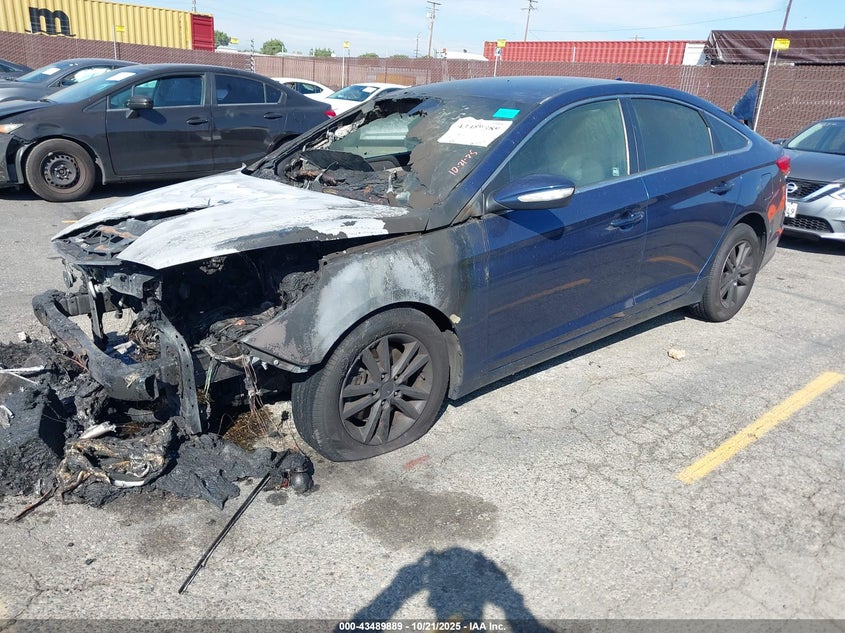 2017 HYUNDAI SONATA 5NPE24AF1HH477383