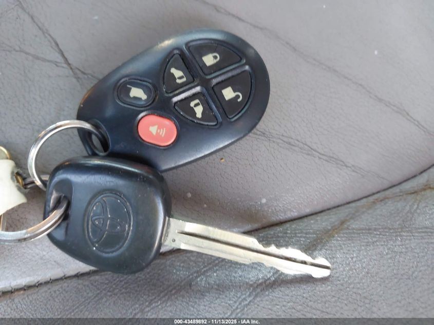 2004 Toyota Sienna Xle Limited VIN: 5TDZA22C74S182046 Lot: 43489892