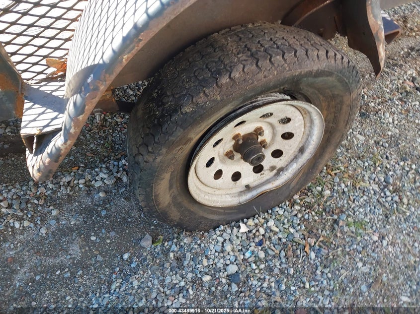 4X4TSE01231016447 2003   photo no. 7