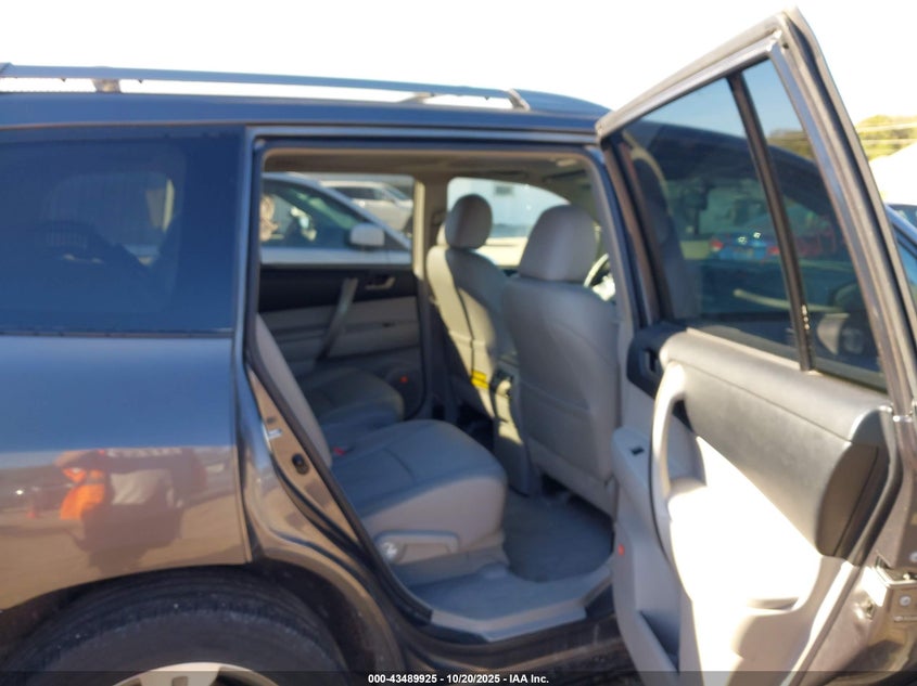 JTEDS43A782063115 2008 TOYOTA HIGHLANDER photo no. 8