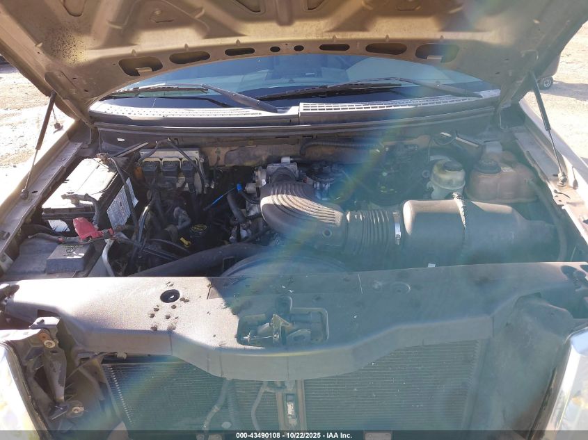 2004 Ford F-150 Stx/Xl/Xlt VIN: 1FTRX12W34NB50560 Lot: 43490108