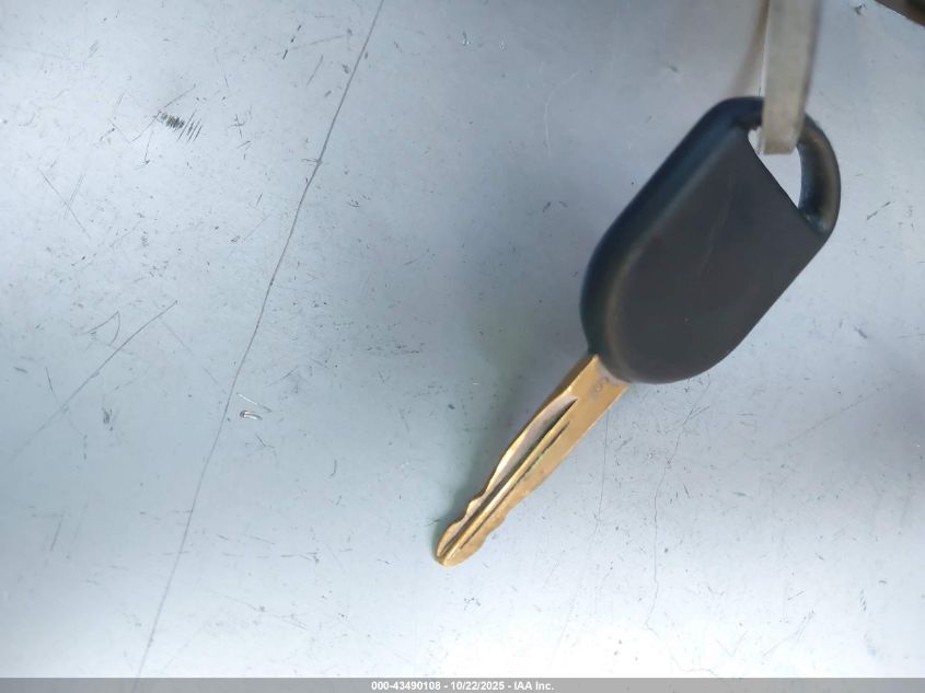 2004 Ford F-150 Stx/Xl/Xlt VIN: 1FTRX12W34NB50560 Lot: 43490108