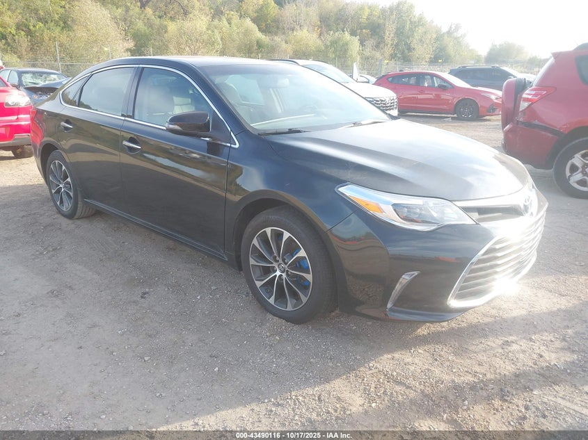 TOYOTA AVALON XLE PREMIUM