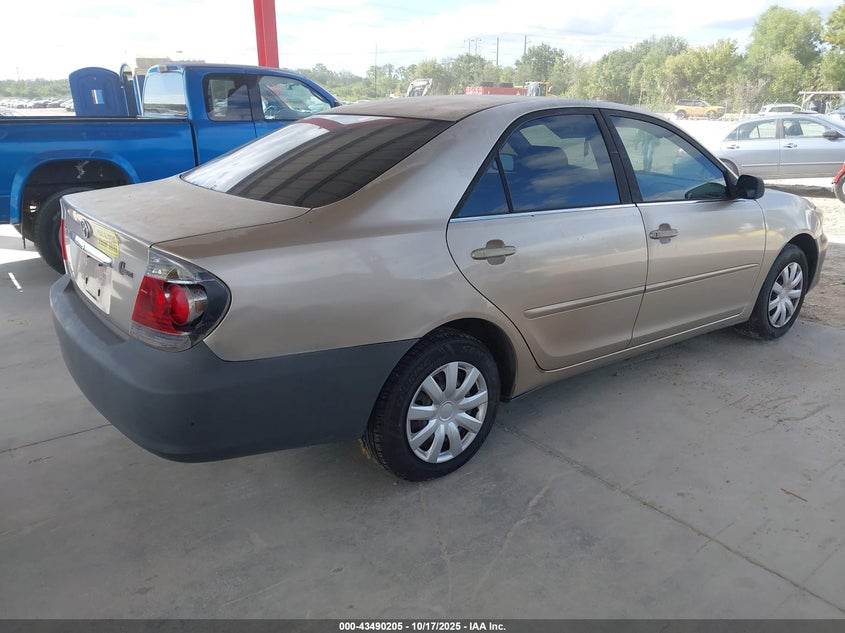 JTDBE32K353027211 2005 TOYOTA CAMRY photo no. 4