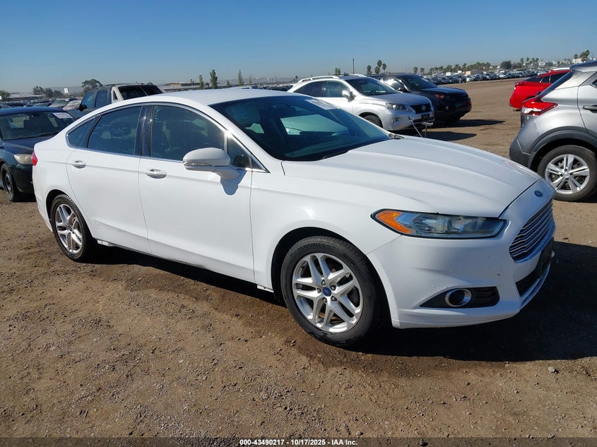 FORD FUSION SE
