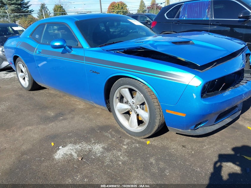 DODGE CHALLENGER R/T PLUS