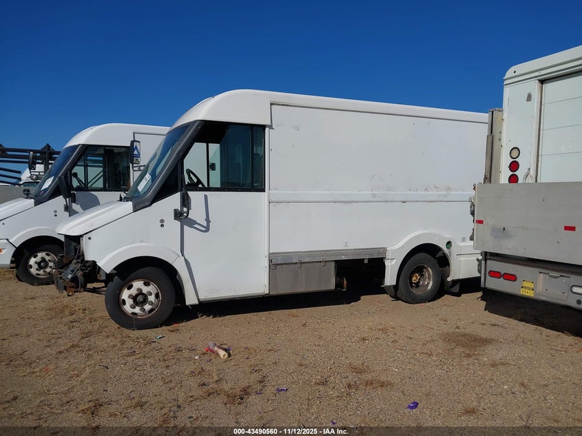 2012 Isuzu Commercial Van VIN: JALB4T175C7W00453 Lot: 43490560