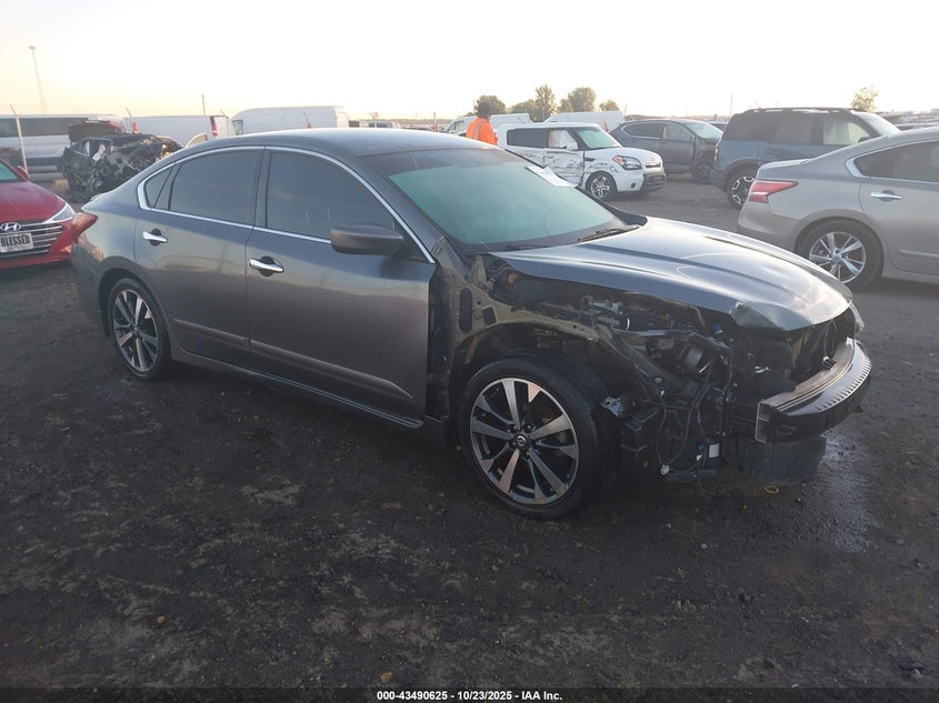 NISSAN ALTIMA 2.5 SR