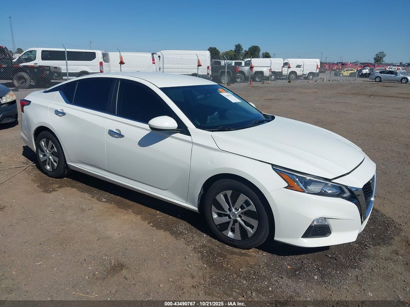 NISSAN ALTIMA S FWD