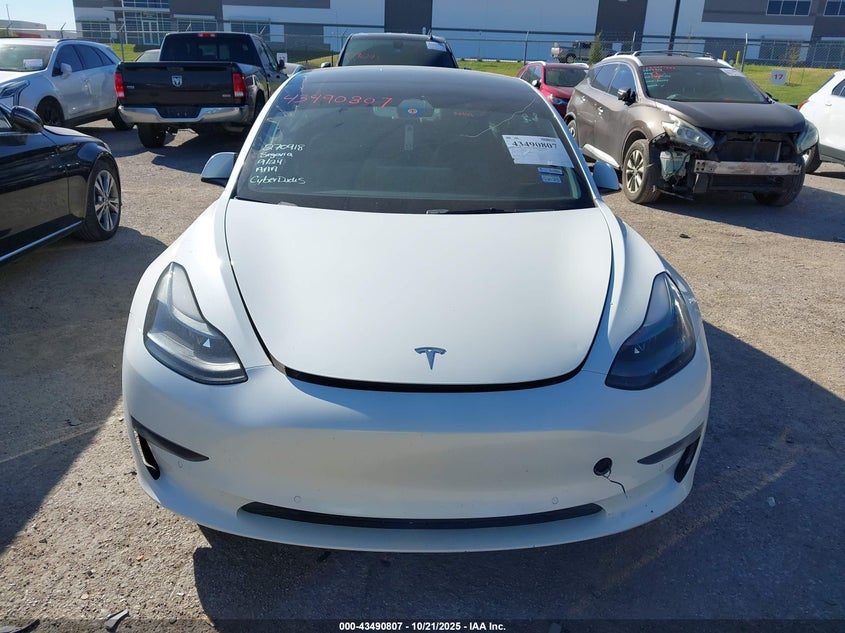 2022 Tesla Model 3 VIN: 5YJ3E1EB0NF270918 Lot: 43490807