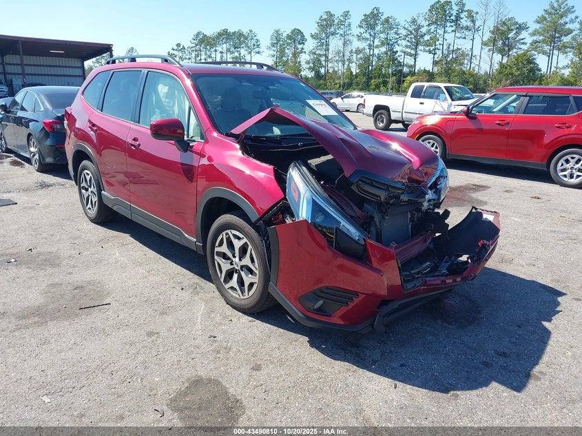 SUBARU FORESTER PREMIUM
