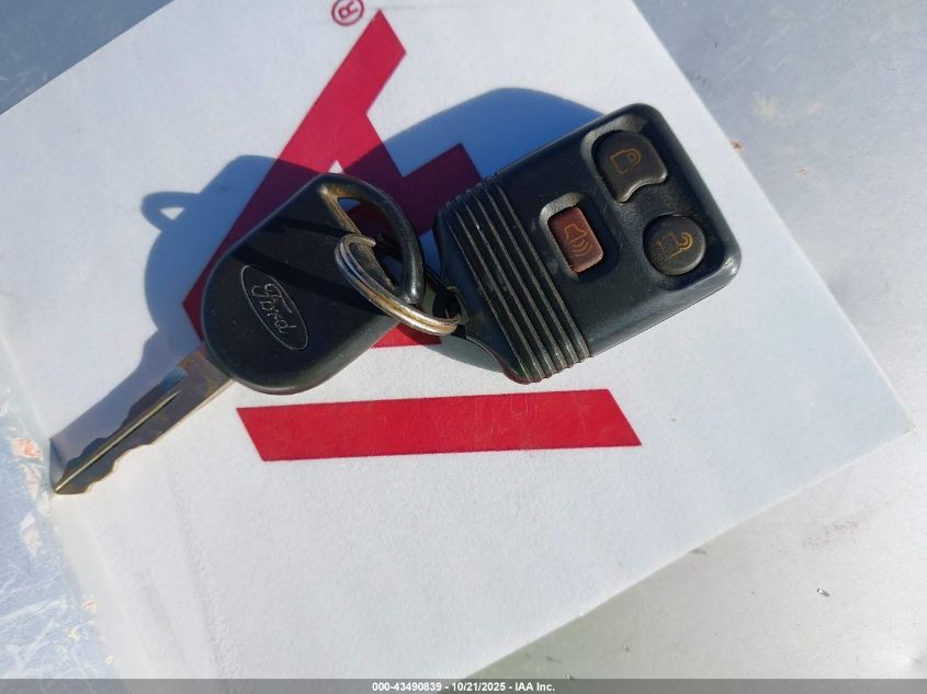 2009 Ford F-250 Fx4/Lariat/Xl/Xlt VIN: 1FTSX21529EA16663 Lot: 43490839