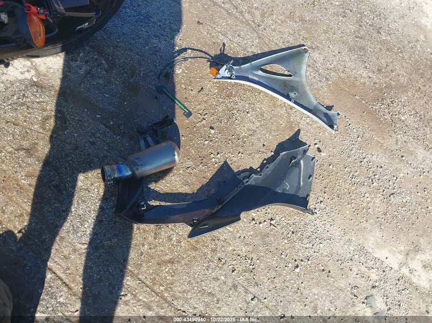 2022 Suzuki Gsx-R1000 VIN: JS1DM11F9N7100024 Lot: 43490940