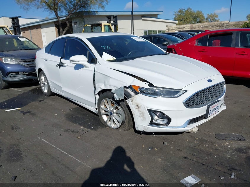 2019 FORD FUSION ENERGI TITANIUM - 3FA6P0SU0KR215988