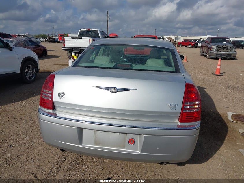 2005 Chrysler 300C VIN: 2C3JA63H55H572176 Lot: 43491051