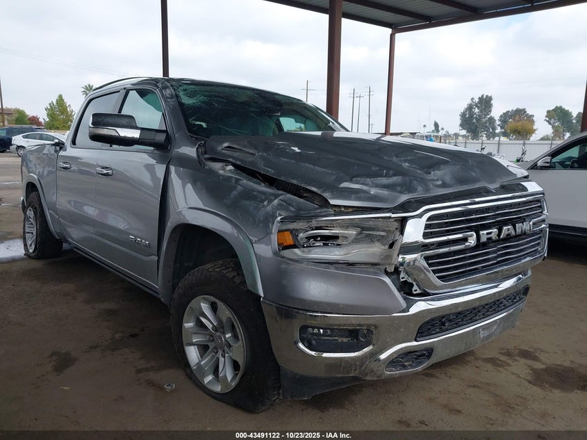 RAM 1500 LARAMIE 4X4 5 7 BOX