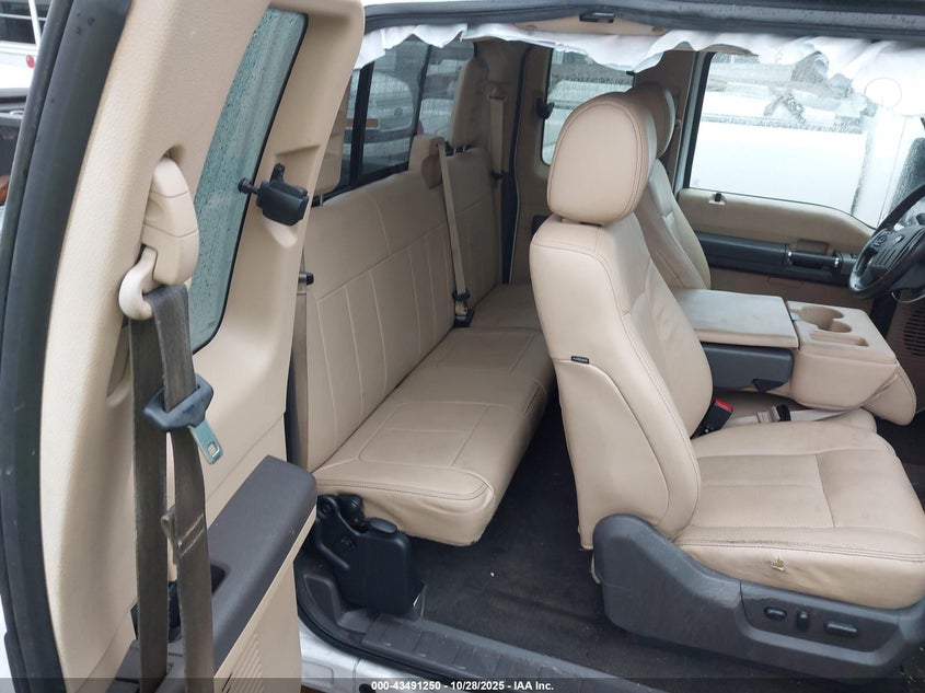 2015 Ford F-350 Chassis Lariat VIN: 1FD8X3ET3FED42357 Lot: 43491250