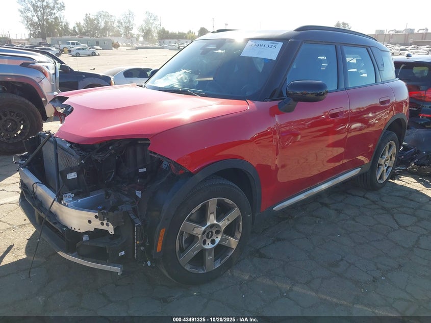 WMZ23GA05S7S44020 2025 MINI COUNTRYMAN photo no. 2