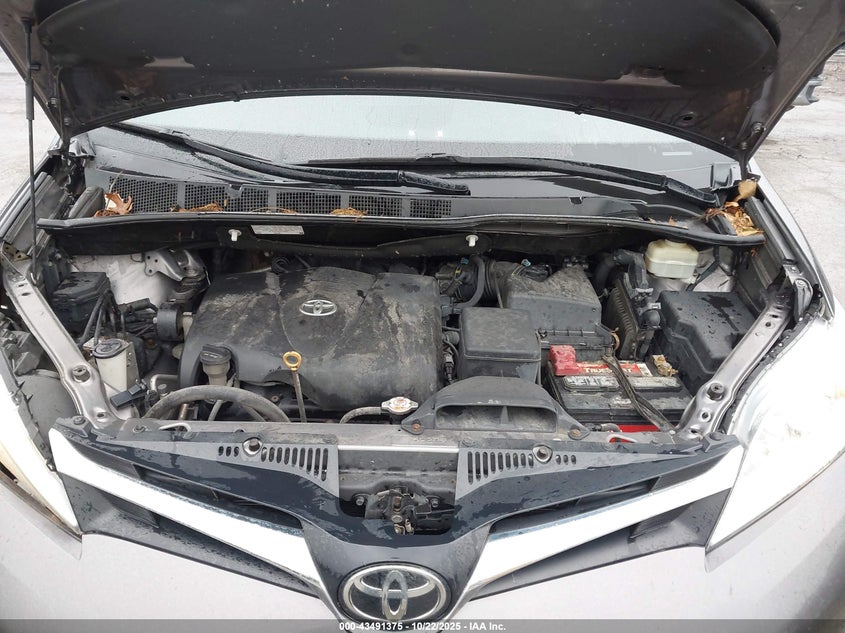 5TDKZ3DC2JS909120 2018 TOYOTA SIENNA photo no. 10