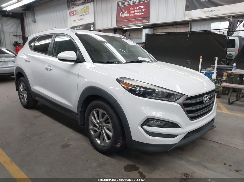 HYUNDAI TUCSON SE