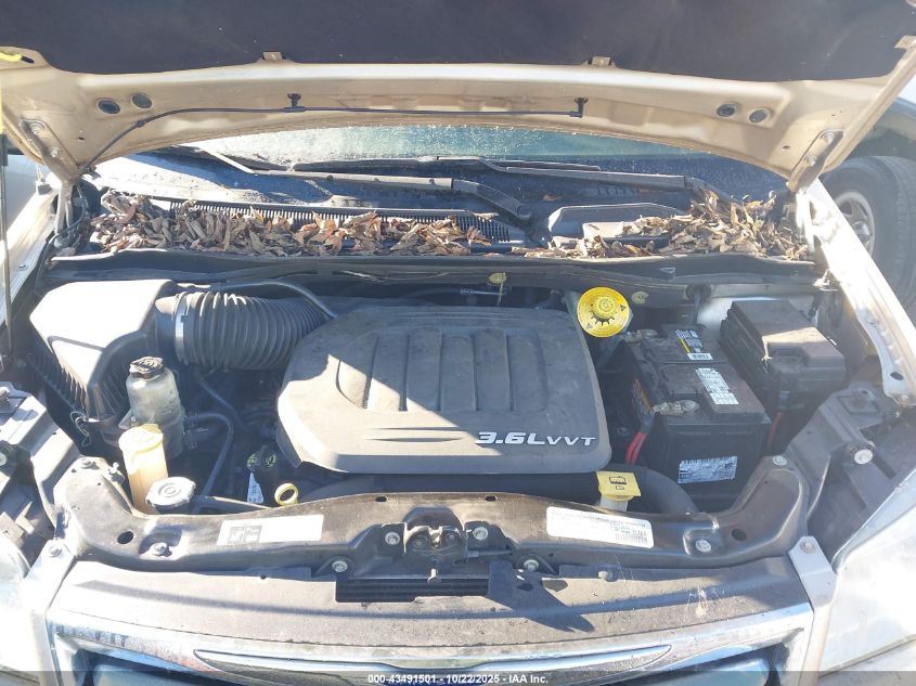 2015 Chrysler Town & Country Touring-L VIN: 2C4RC1CG8FR657608 Lot: 43491501