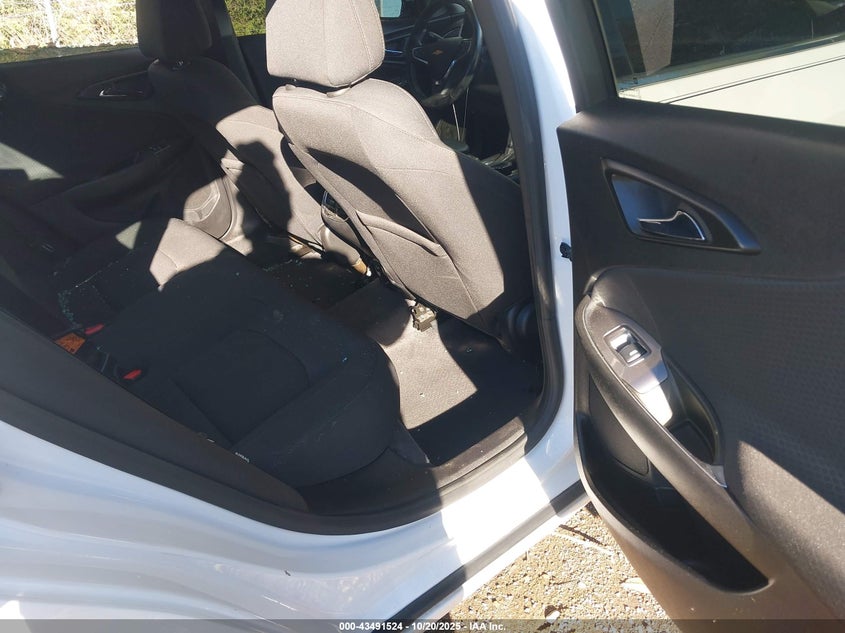 2018 CHEVROLET MALIBU LT 1G1ZD5ST7JF268910