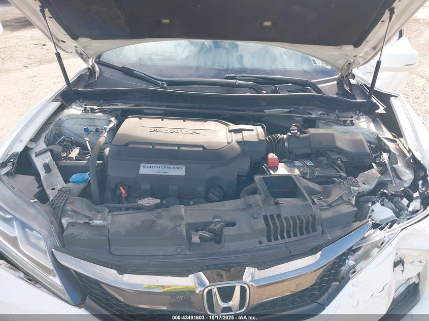 1HGCT2B84GA001256 2016 HONDA ACCORD photo no. 10