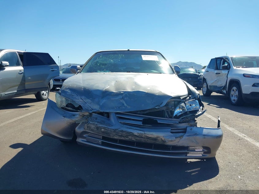 1HGCG1650YA026204 2000 HONDA ACCORD photo no. 13