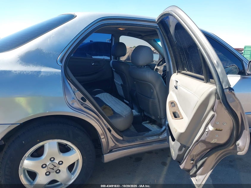1HGCG1650YA026204 2000 HONDA ACCORD photo no. 8
