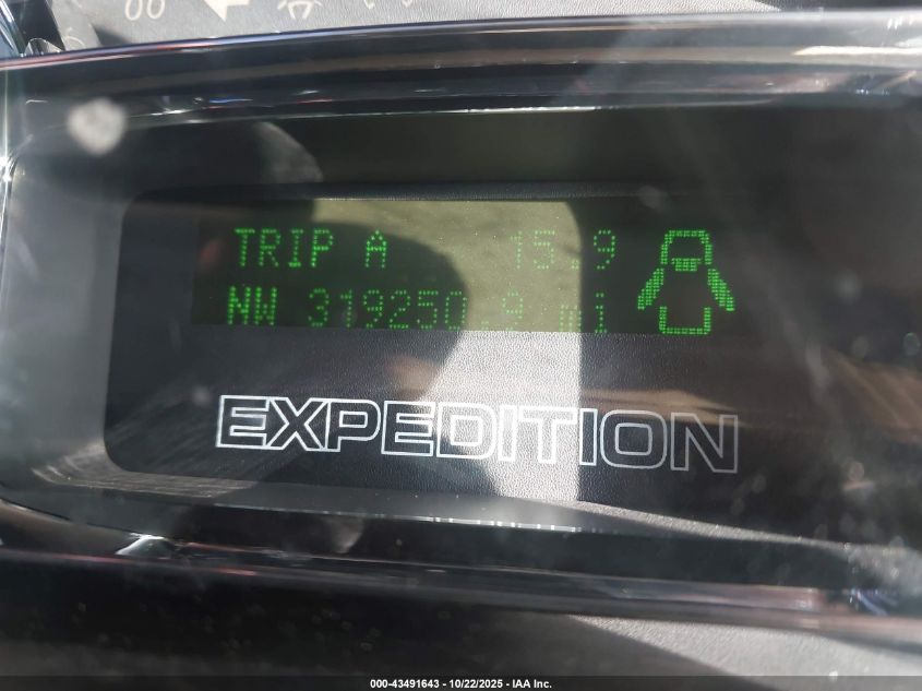 2008 Ford Expedition Eddie Bauer/King Ranch VIN: 1FMFU175X8LA65983 Lot: 43491643