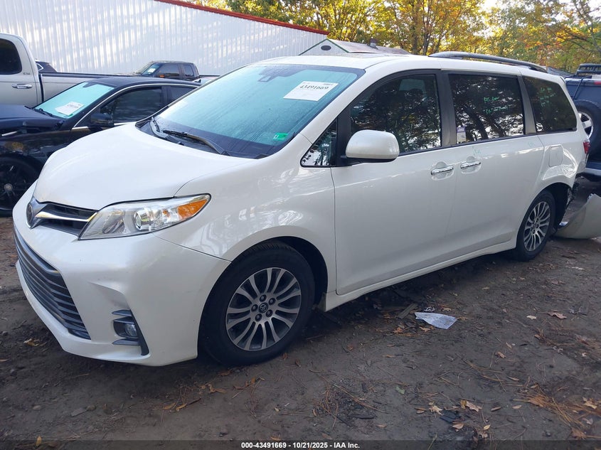 2020 TOYOTA SIENNA XLE PREMIUM 5TDYZ3DC6LS044553